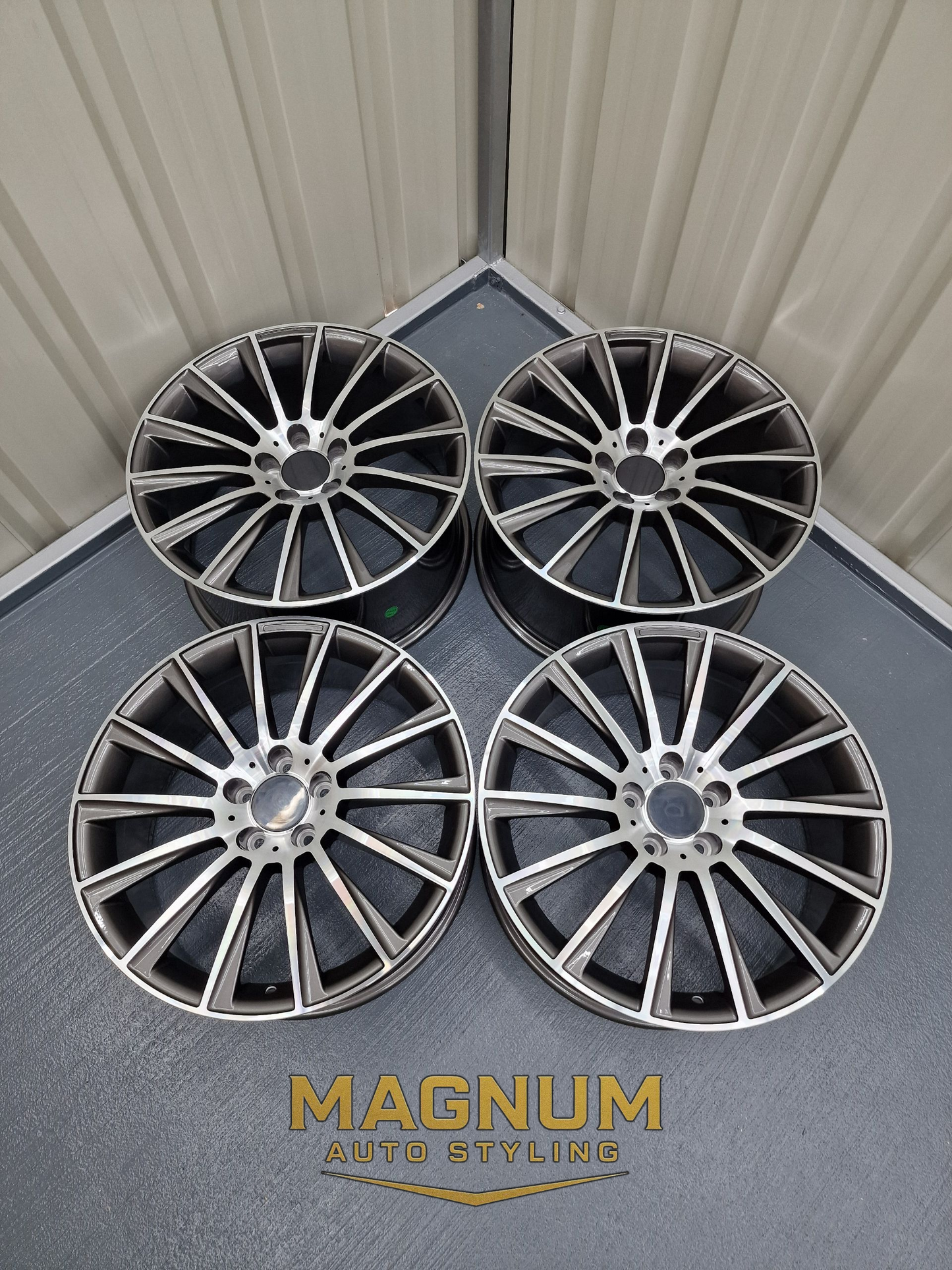 18″ AMG Twist Style Wheels - Gun Metal Machined