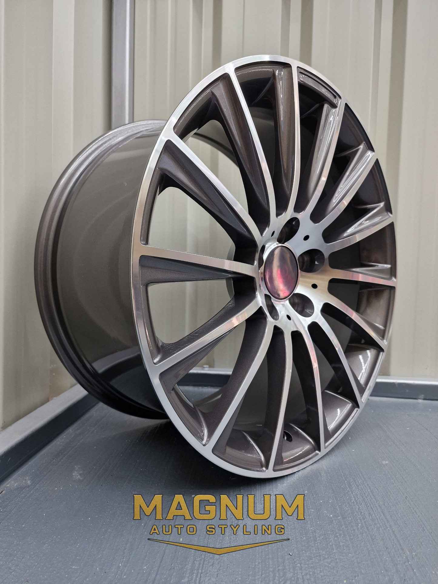 18″ AMG Twist Style Wheels - Gun Metal Machined