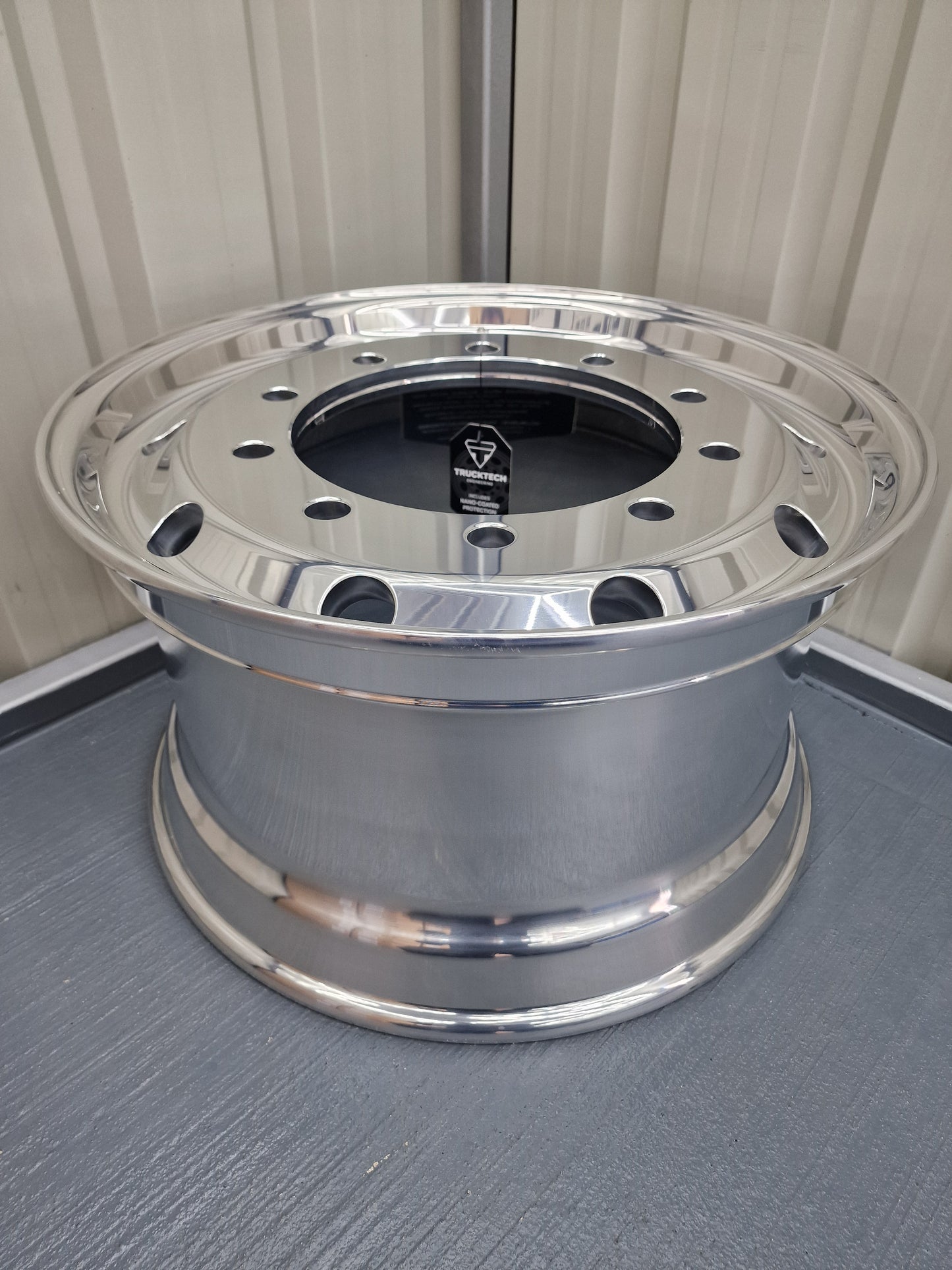 Truck Wheel - 22.5" x 9" Super Single
