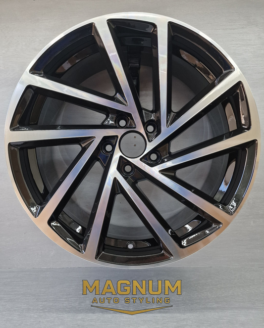 VW Spielberg Style – Gloss Black / Machined Face