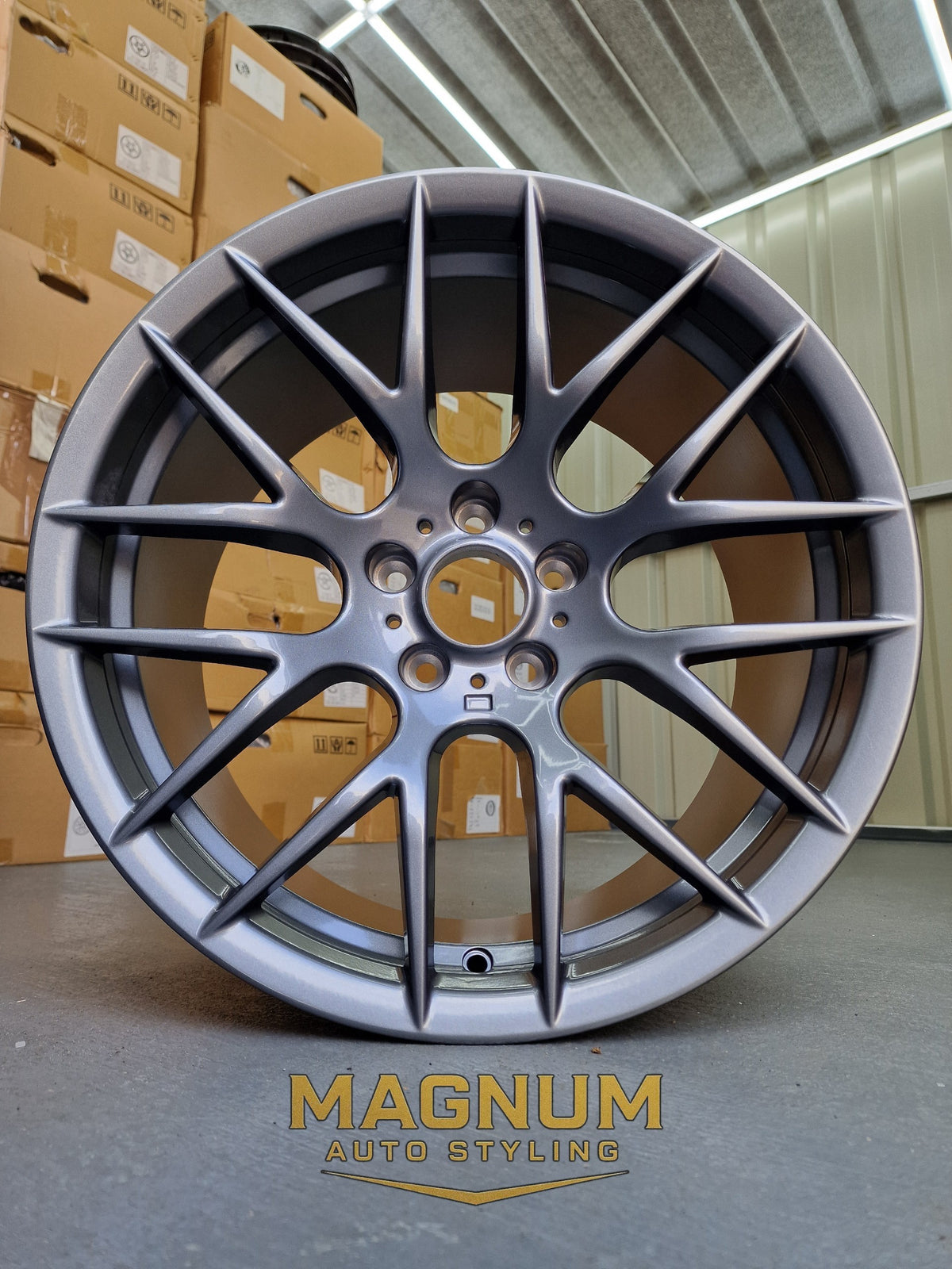 19" Staggered Deep Concave M359 Style - Gloss Gunmetal