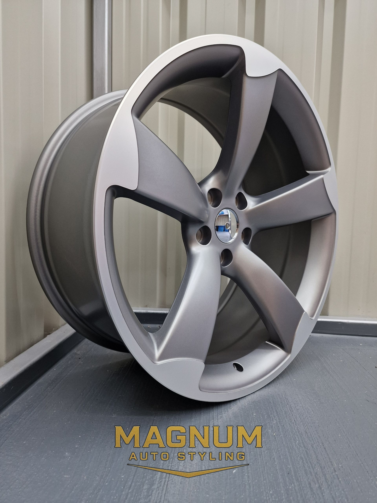 18" TTRS Style - Gunmetal Machined Face