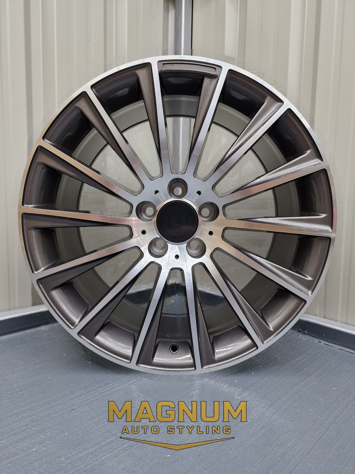 18″ AMG Twist Style Wheels - Gun Metal Machined