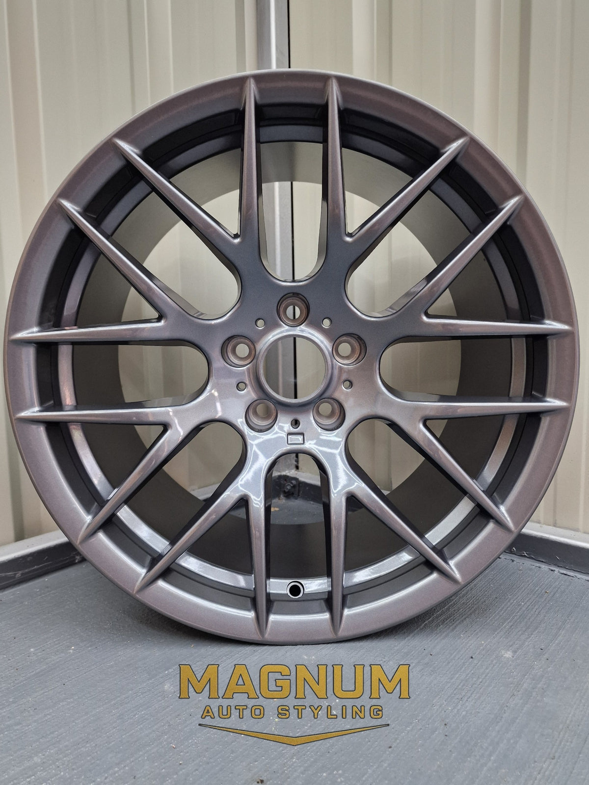 19" Staggered Deep Concave M359 Style - Gloss Gunmetal