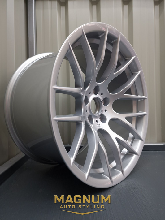 19" Staggered Deep Concave M359 Style - Quartz Silver