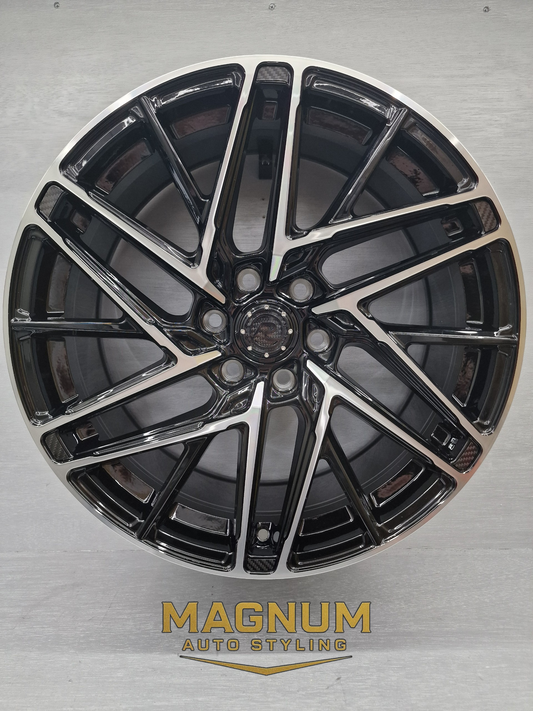 19" Motion R VS8 - Gloss Black Machined