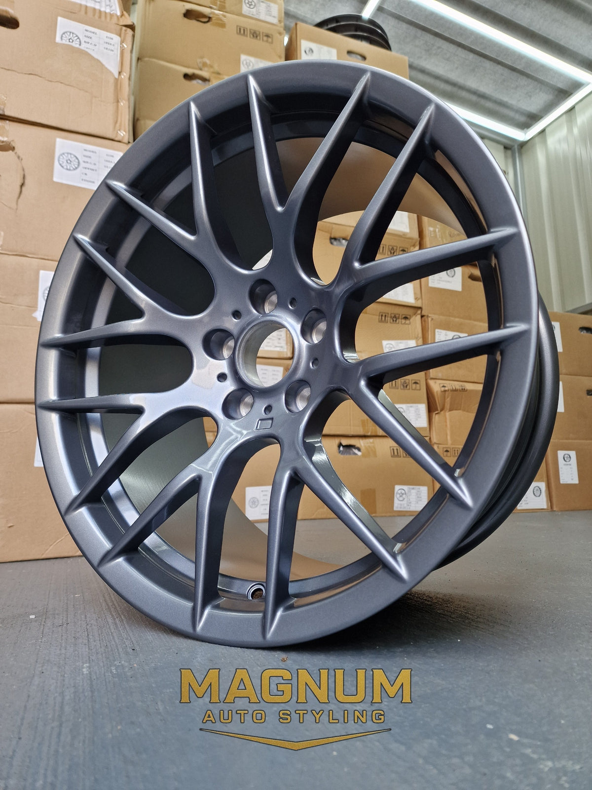 19" Staggered Deep Concave M359 Style - Gloss Gunmetal